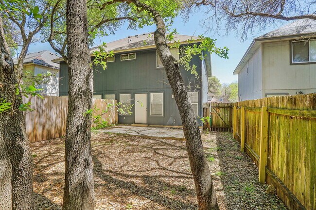 Building Photo - 9614 Nightjar Dr