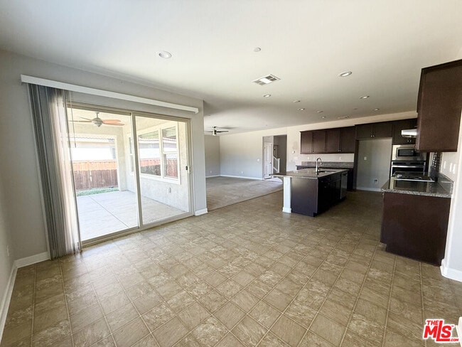 Building Photo - 27641 Trawler Ct