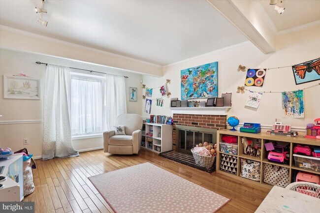 Building Photo - 4555 Lantern Pl