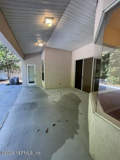 Building Photo - 8907 Hampton Landing Dr E