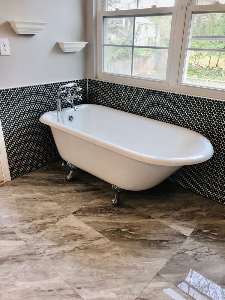 Building Photo - 1803 Great Falls St