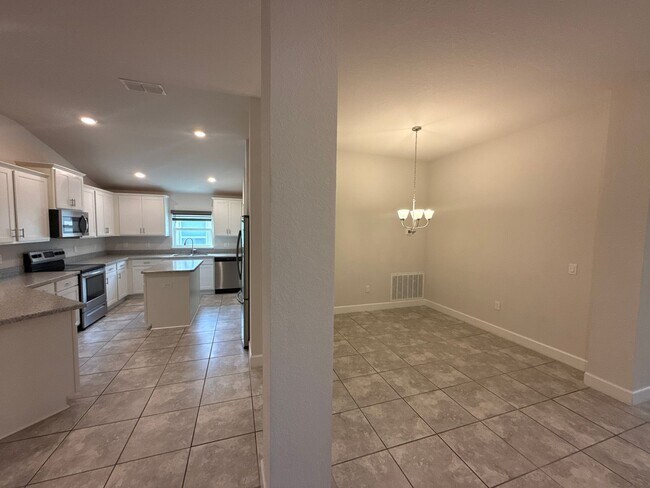 Building Photo - Truly Stunning 4-bedroom, 3-bathroom, 2 car garage in the beautiful new community of Villimar