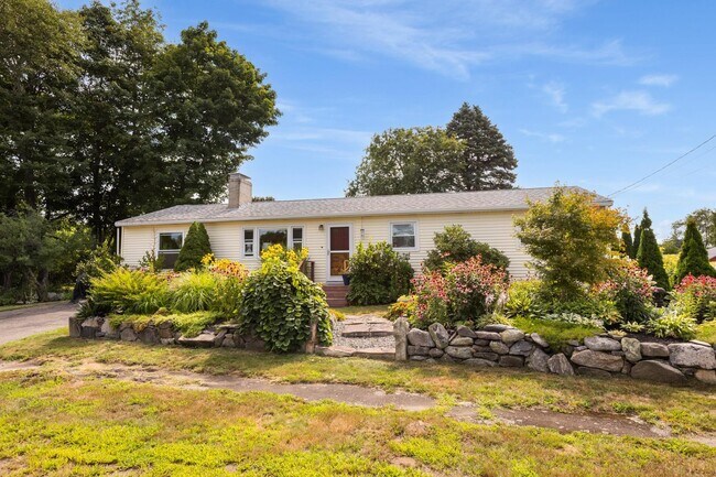 Building Photo - 14 Wallis Rd