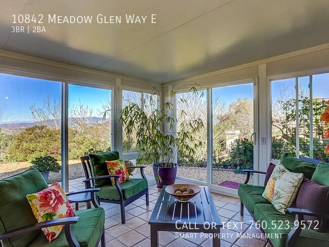 Building Photo - 10842 Meadow Glen Way E