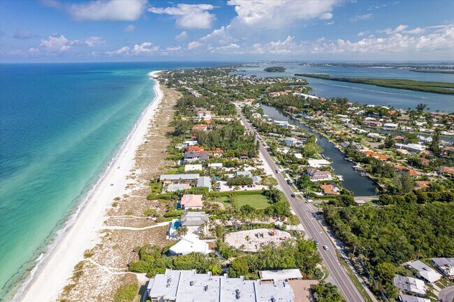 Building Photo - Beach Access & Gulf Views From This Incredible Luxury Home on Longboat Key