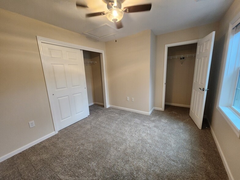 Building Photo - 50 Nicholas Ln