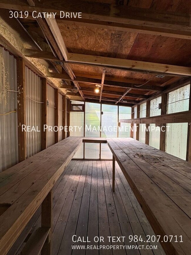 Building Photo - 3019 Cathy Dr