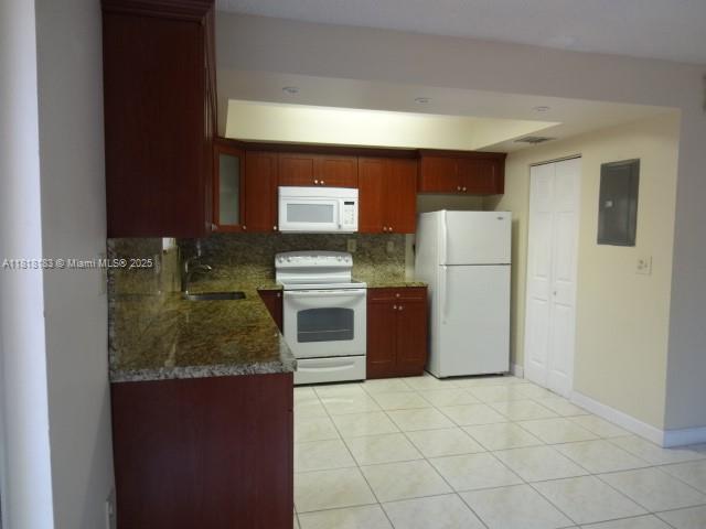 Building Photo - 6247 SW 131st Pl