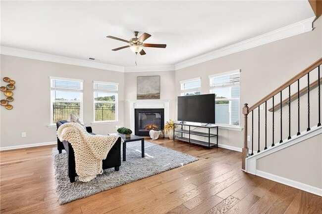 Building Photo - 133 Madison Bend