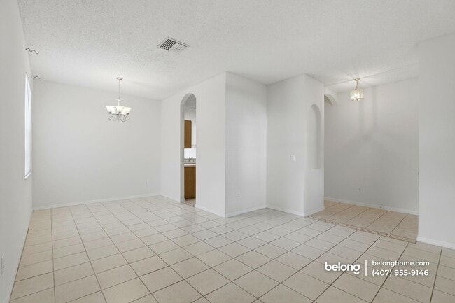 Building Photo - 1220 Cathcart Cir