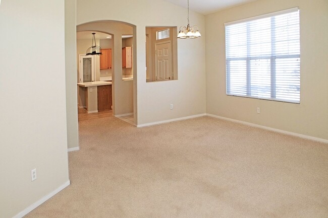 Building Photo - 3 Bed 2 Bath 55+ community of Miners Villa...