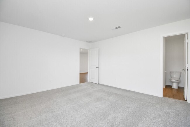 Building Photo - 2726 Pheasant Hl Ct