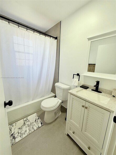 Building Photo - 16262 SW 139th Ct
