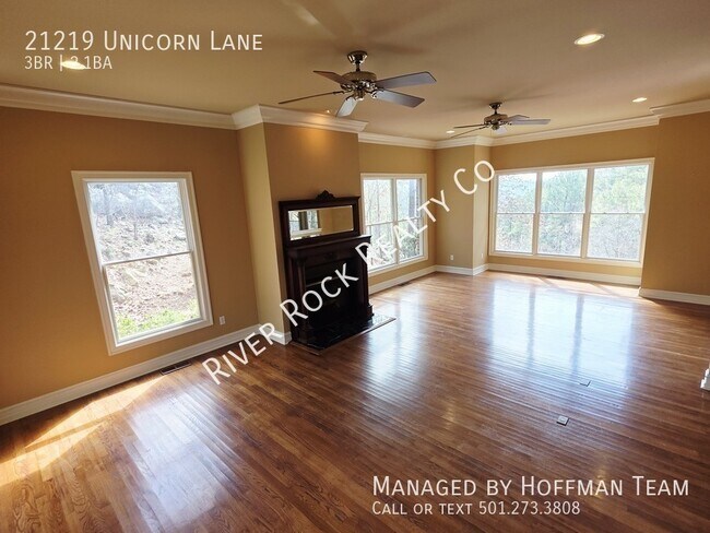 Building Photo - 21219 Unicorn Ln