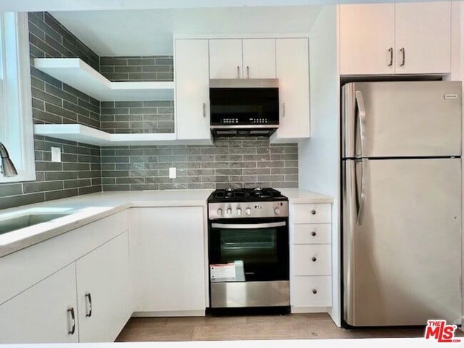 Building Photo - 1920 Preston Ave