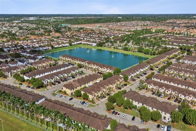 Building Photo - 25342 SW 115th Ave