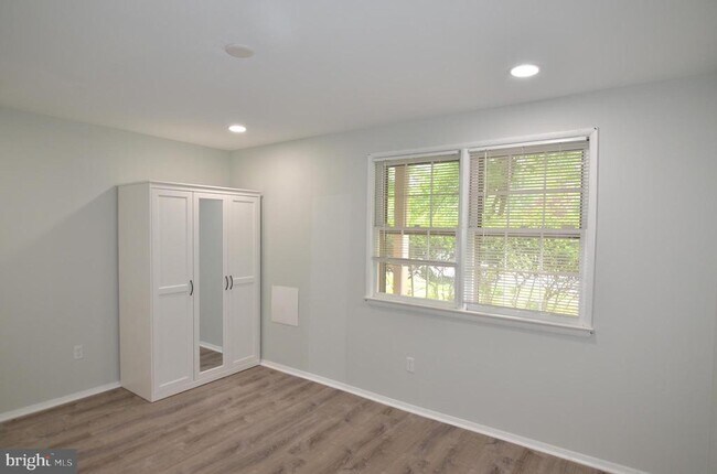 Building Photo - 14011 Eagle Ct