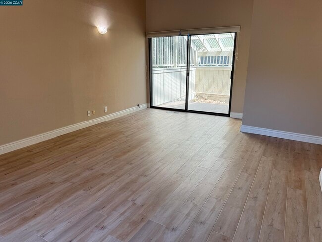 Building Photo - 671 Ironbark Cir