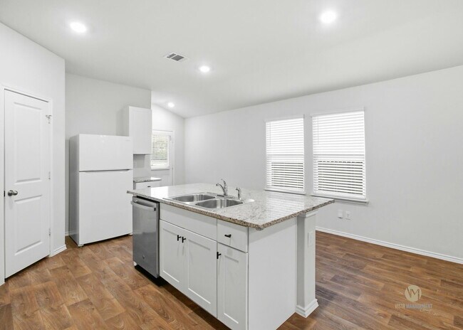 Building Photo - MOVE-IN READY | SOLAR PANELS | GREENBELT | COMMUNITY POOL & SPLASH PAD