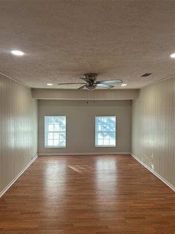 Building Photo - 9915 La Prada Dr
