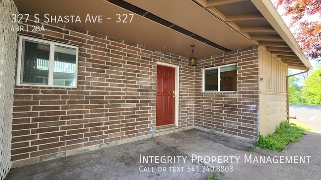 Building Photo - 327 S Shasta Ave