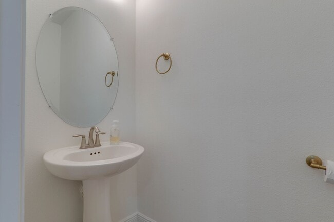 Building Photo - 1401 E Michigan St