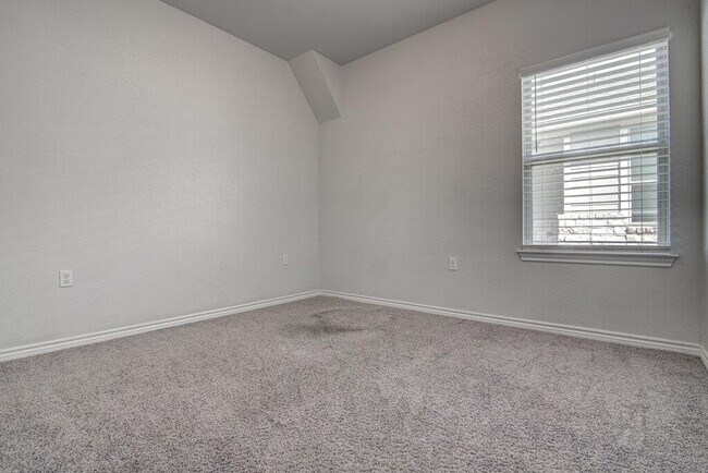 Building Photo - 1314 Ambler Dr