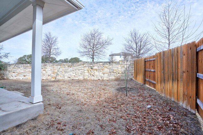 Building Photo - Beautiful 4/BR 3.5/BA Home for Rent in Aus...