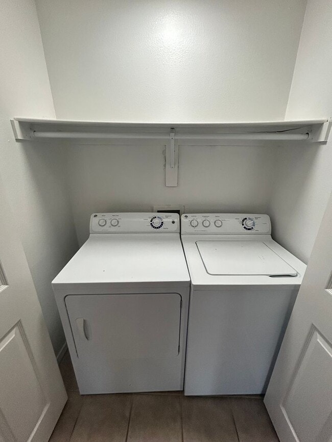 Building Photo - Brand New House! Never lived in! A charmin...