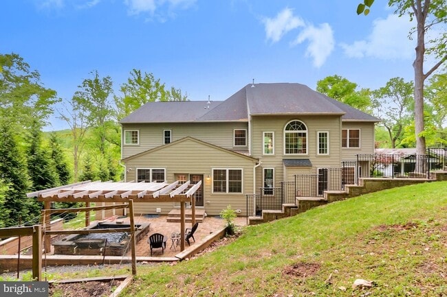 Building Photo - 6526 Dearborn Dr