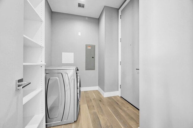 Building Photo - 3726 S Las Vegas Blvd