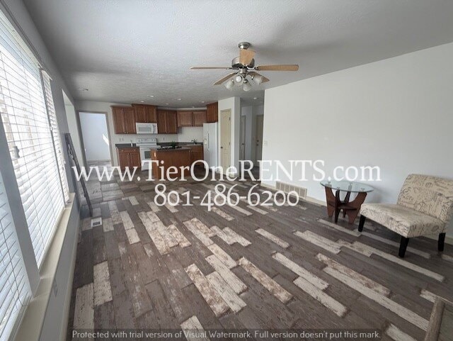 Building Photo - NO DEPOSIT option available for qualified renters!