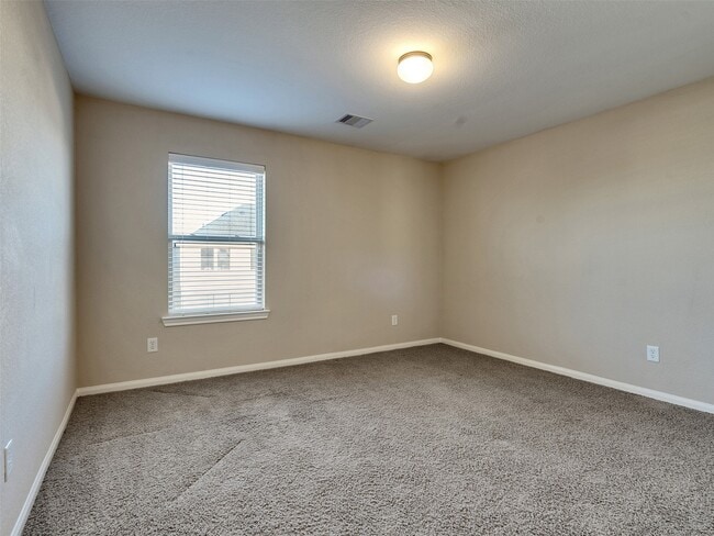 Building Photo - 2750 Villa Bella Ct