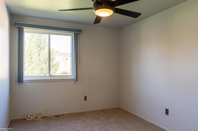 Building Photo - 14323 Mary Grove Dr