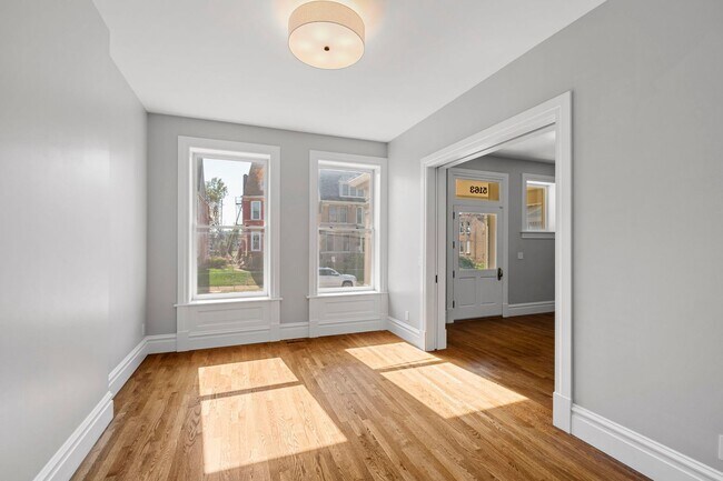 Building Photo - HISTORIC THREE LEVEL 19TH CENTURY THREE LEVEL 4 BED, 3.5 BATH HOME