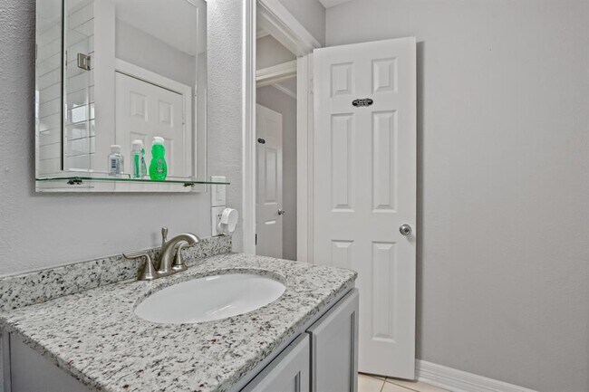Building Photo - 6311 Bluestone Dr