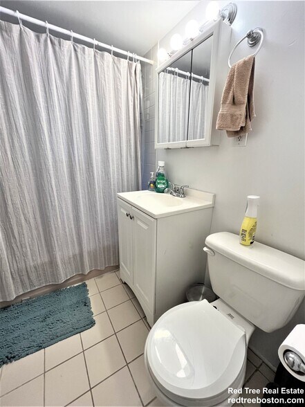 Building Photo - 58 Bryon Rd