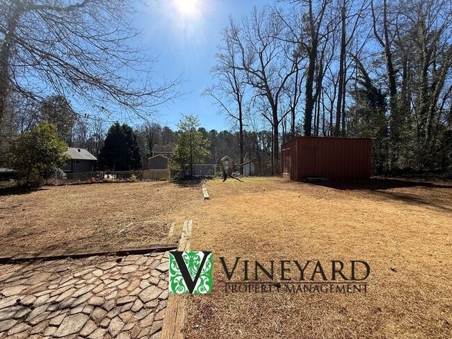 Building Photo - 50 Peachtree Cir SE