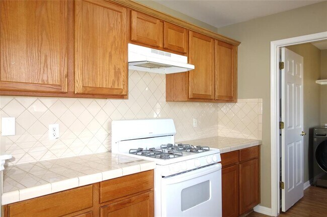 Building Photo - 6308 Perlita Dr