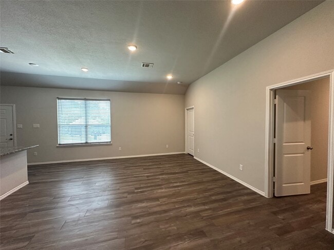 Building Photo - 15063 Arrowhead Loop E