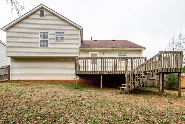 Building Photo - 338 Brookside Dr