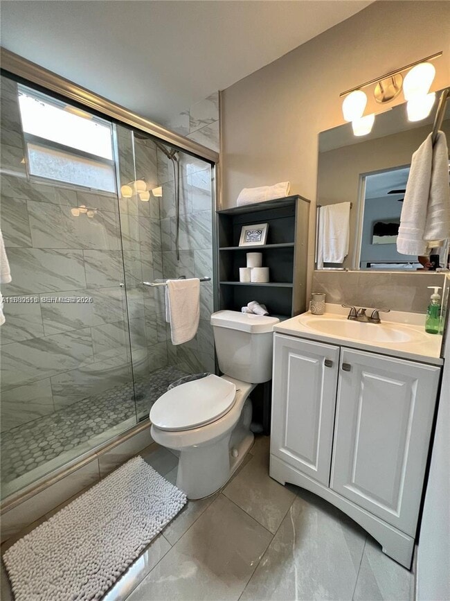 Building Photo - 361 SW 20th Rd