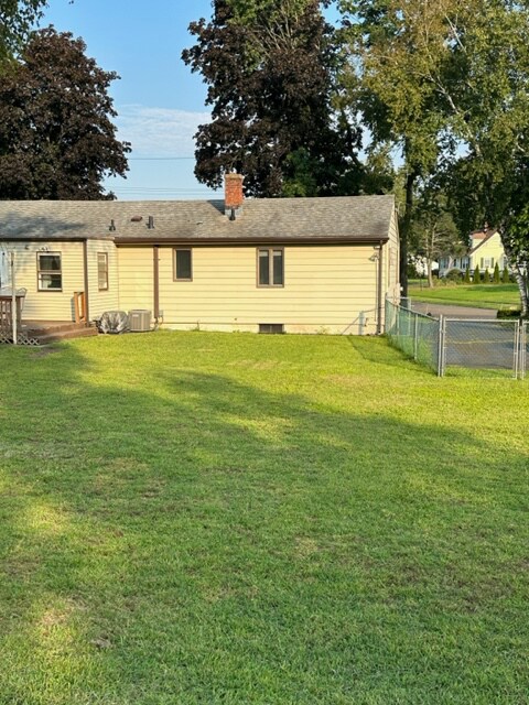 Building Photo - 84 Frost Dr