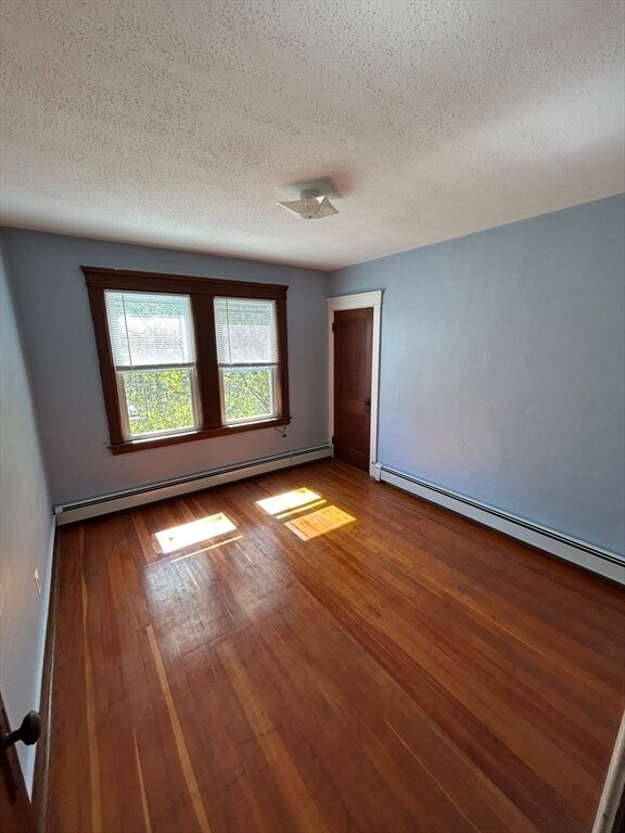 Building Photo - 24 Joyce St