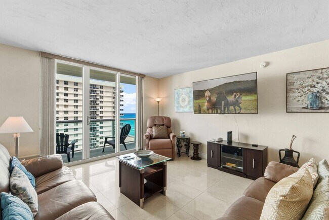 Building Photo - 3801 S Ocean Dr