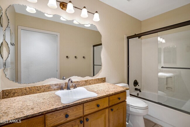 Building Photo - 3062 S Marigold Pl