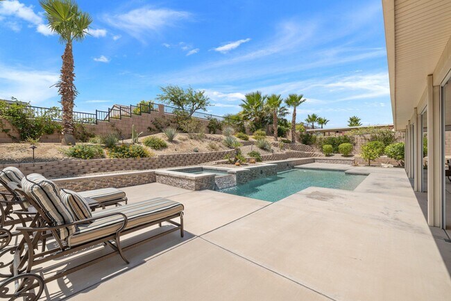 Building Photo - 73757 Picasso Dr