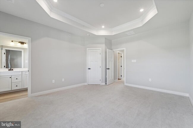 Building Photo - 122 Arcadia Wy