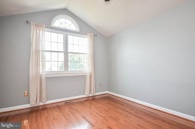 Building Photo - 13776 Lambertina Pl