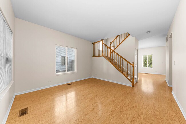 Building Photo - 2640 Idaho Rd